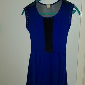 A Very cute sexy dress. I have black and blue.